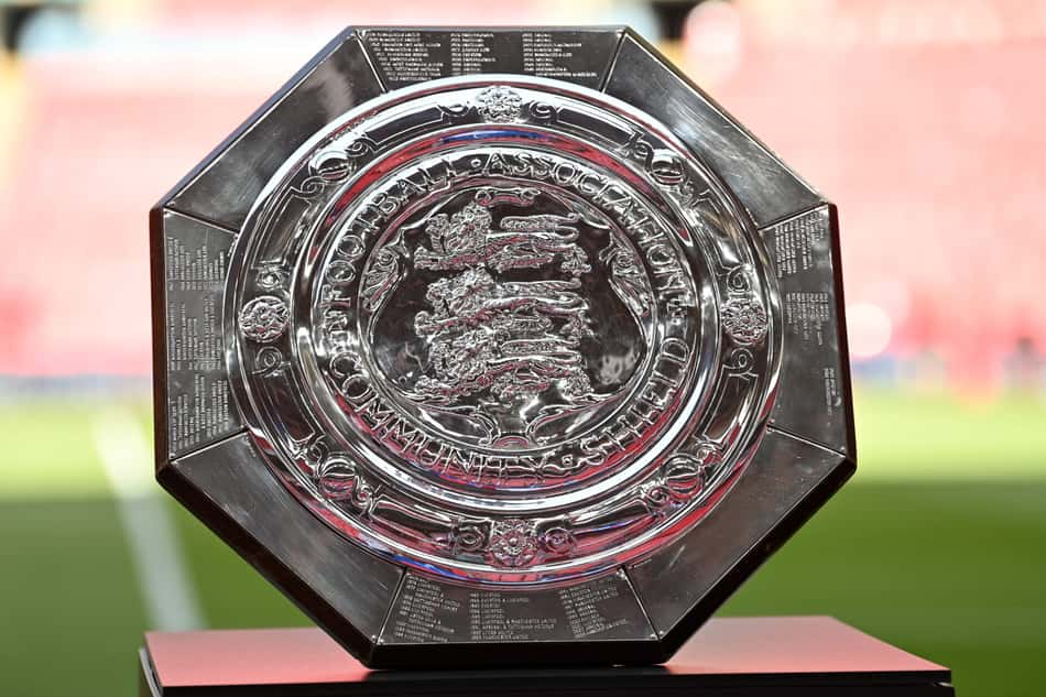 supercopa da inglaterra troféu