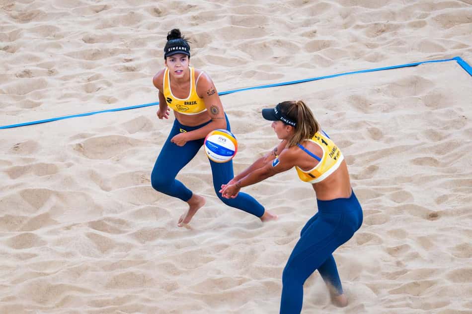 Thamela e Vic foram superadas por dupla italiana na final (Foto: Volleyball World)