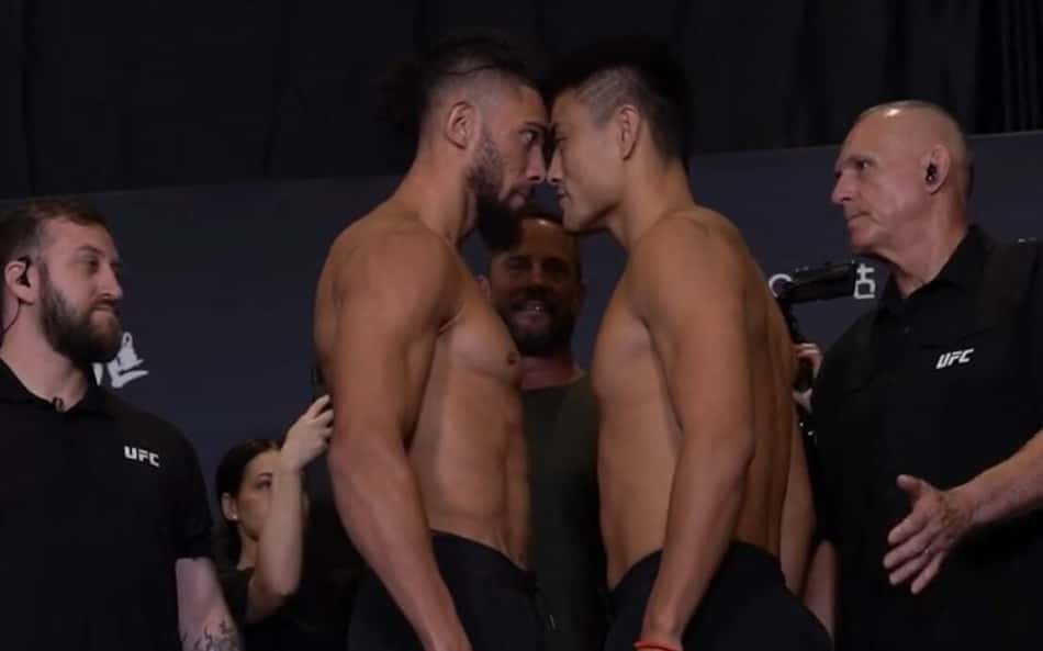 Johnny Walker e Zhang Mingyang durante a pesagem para o UFC Xangai (Foto: Reprodução Instagram)