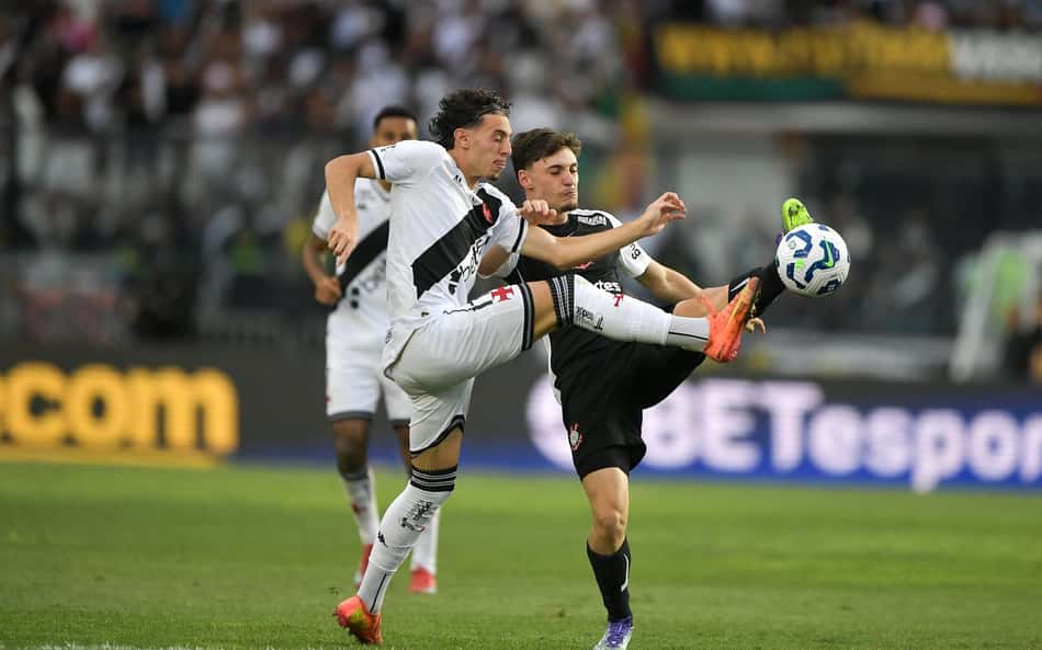 Melhores momentos: Corinthians se impõe, faz 3 a 2 e pressiona o Vasco na luta contra o Z-4