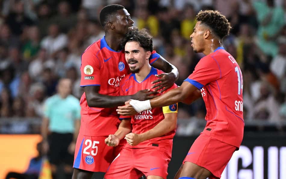 PSG joga sem brilho, mas estreia com vitória simples sobre o Nantes pela Ligue 1