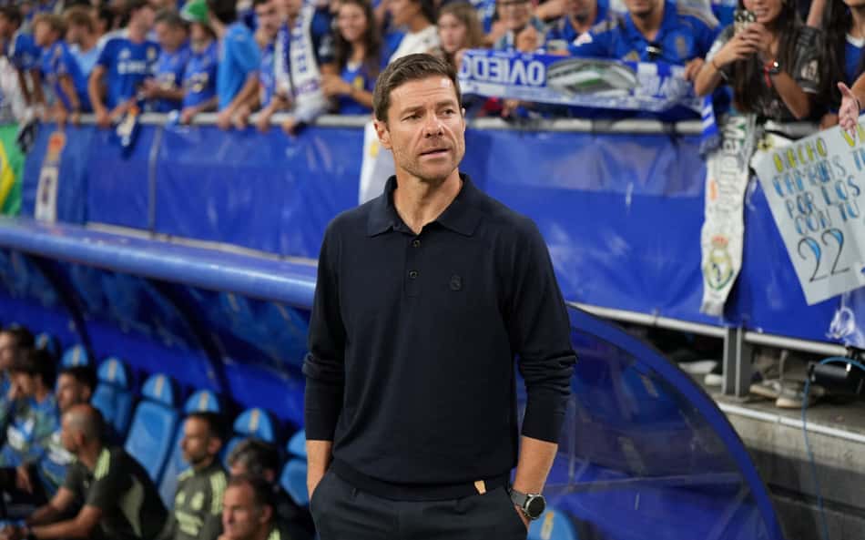 Xabi Alonso explica Vini Jr reserva e dispara: 'Rodrygo é apenas mais um jogador'
