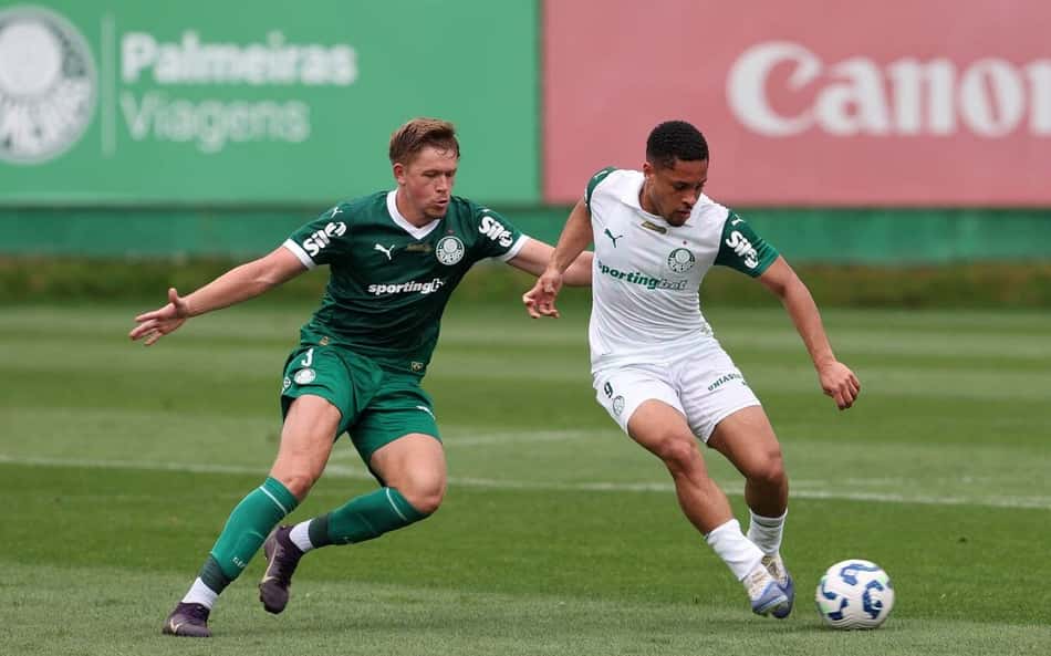 Palmeiras realiza jogo-treino, tem brilho de Vitor Roque e retorno de Bruno Rodrigues