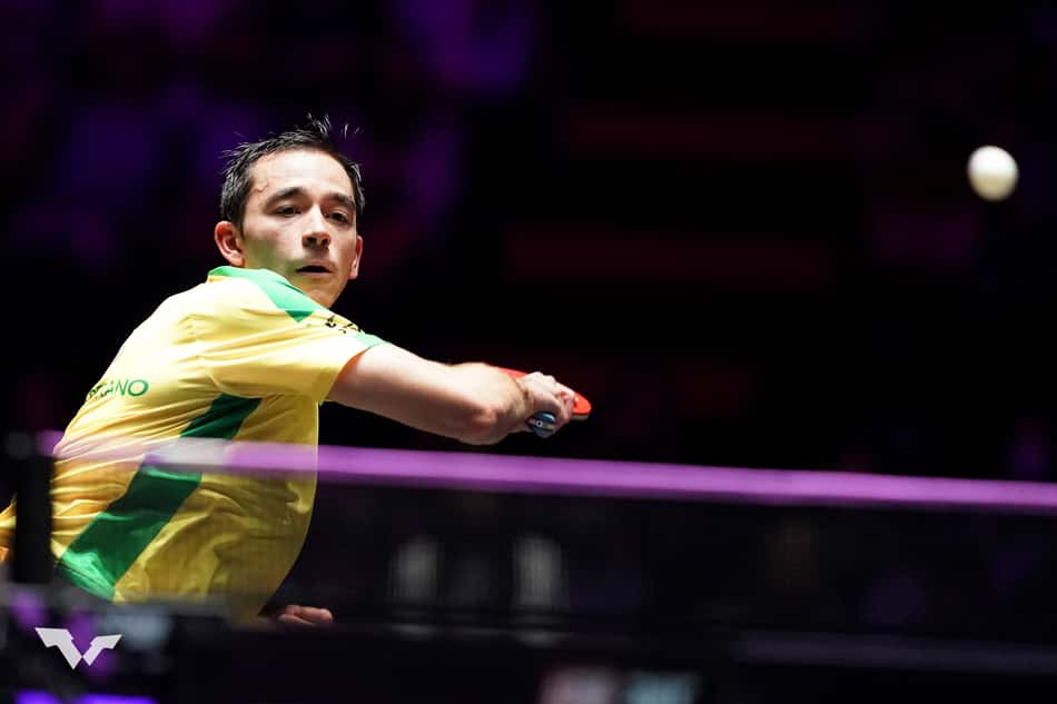 Hugo Calderano enfrenta alemão Dang Qiu no WTT de Macau (Foto: WTT)
