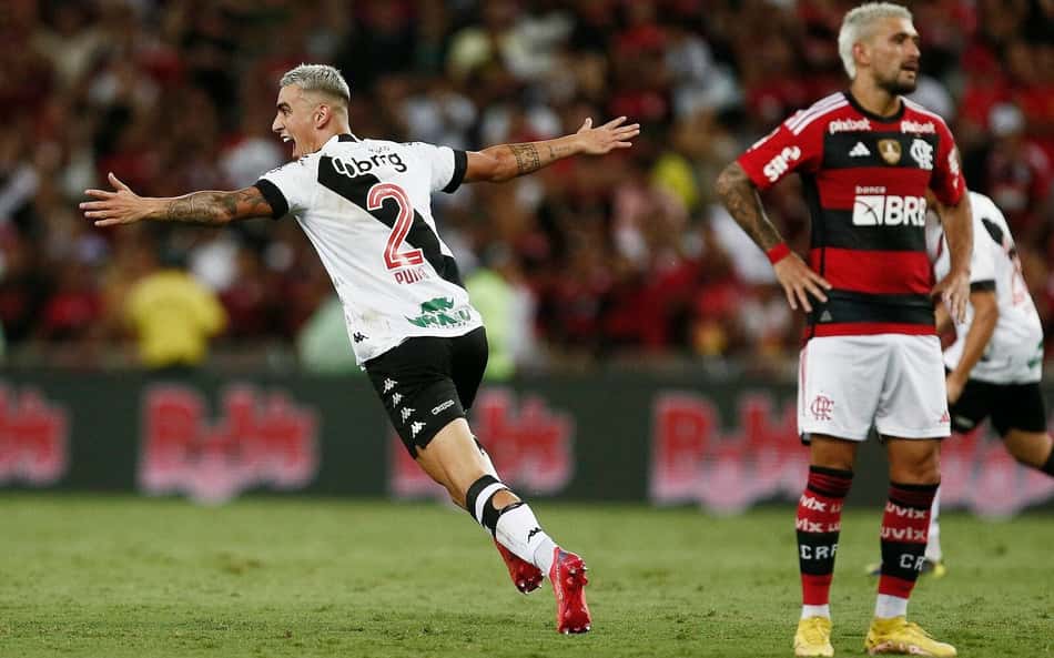 Autor do gol da última vitória do Vasco sobre o Flamengo deve jogar improvisado neste domingo