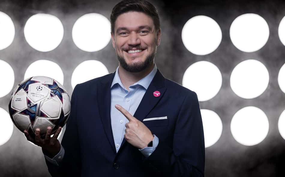 Narrador acerta com a TNT Sports após saída de Jorge Iggor