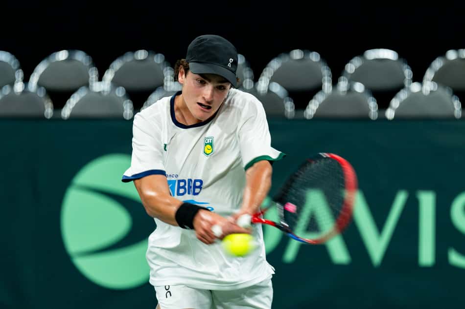 João Fonseca em treino da Copa Davis em fevereiro, na França (Divulgação/CBT)