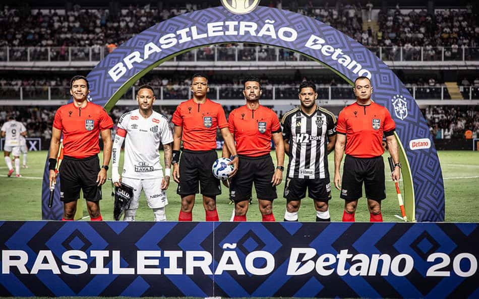 Na luta contra o rebaixamento, Santos e Atlético-MG buscam soluções com novos técnicos