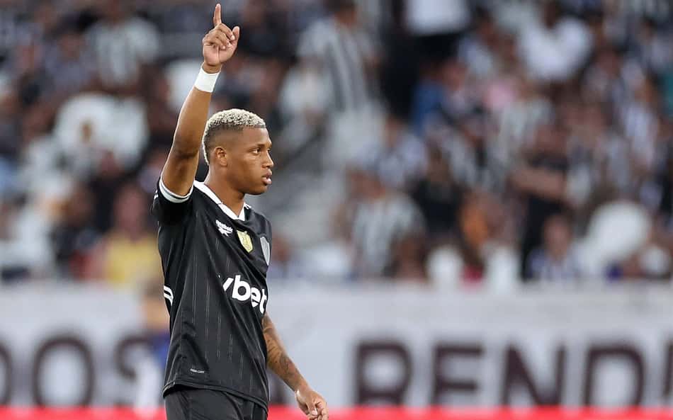Botafogo perde Danilo, lesionado, por até seis semanas