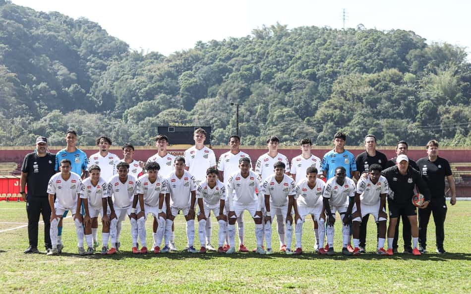 Santos acerta saída de jogador da base para o futebol italiano