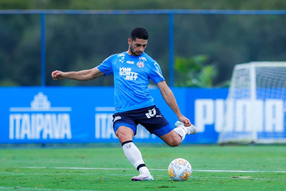 Michel Araújo treina pelo Bahia (Foto: Rafael Rodrigues / EC Bahia)