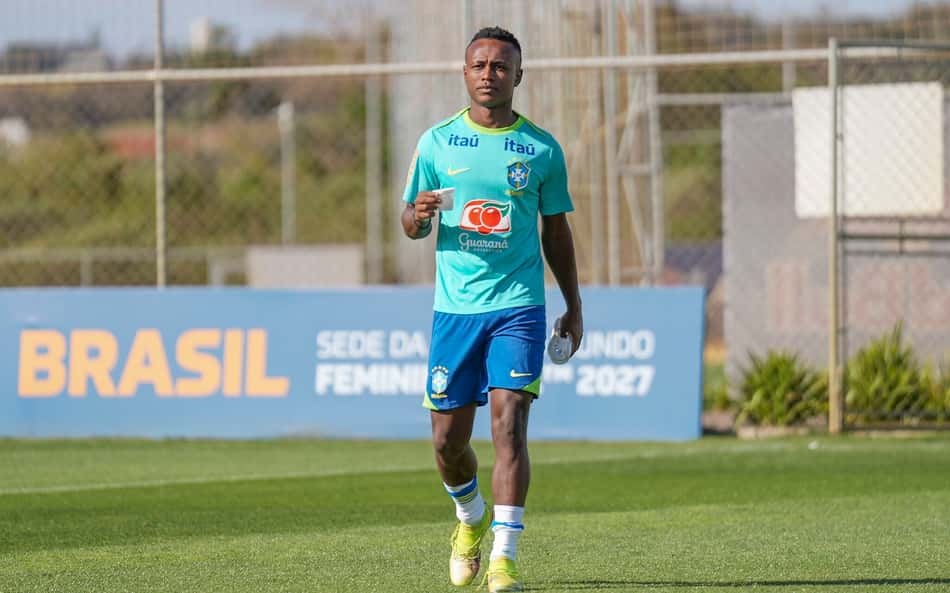 Nathan Fernandes, do Botafogo, sofre fratura e passará por cirurgia
