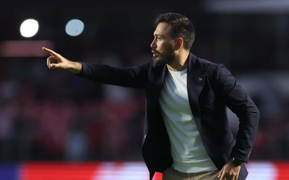 Davide Ancelotti, técnico do Botafogo