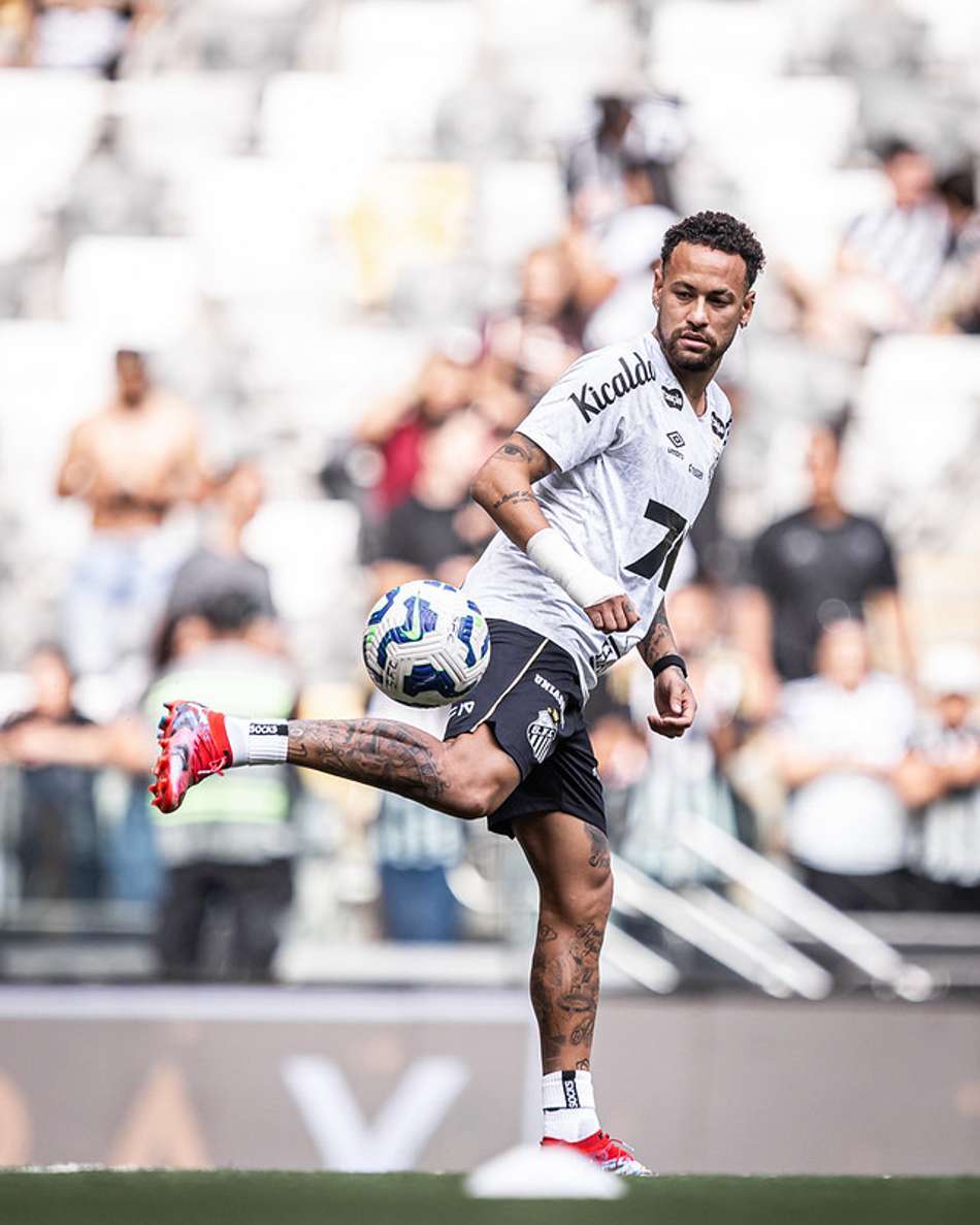 Neymar atuou em 23 jogos pelo Santos desde o retorno ao clube. (Fotos: Raul Baretta/ Santos FC)