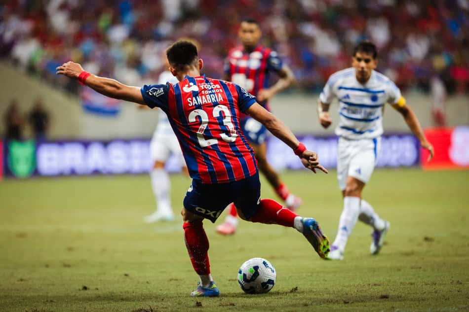 Sanabria em ação contra o Cruzeiro (Foto: Letícia Martins / EC Bahia)