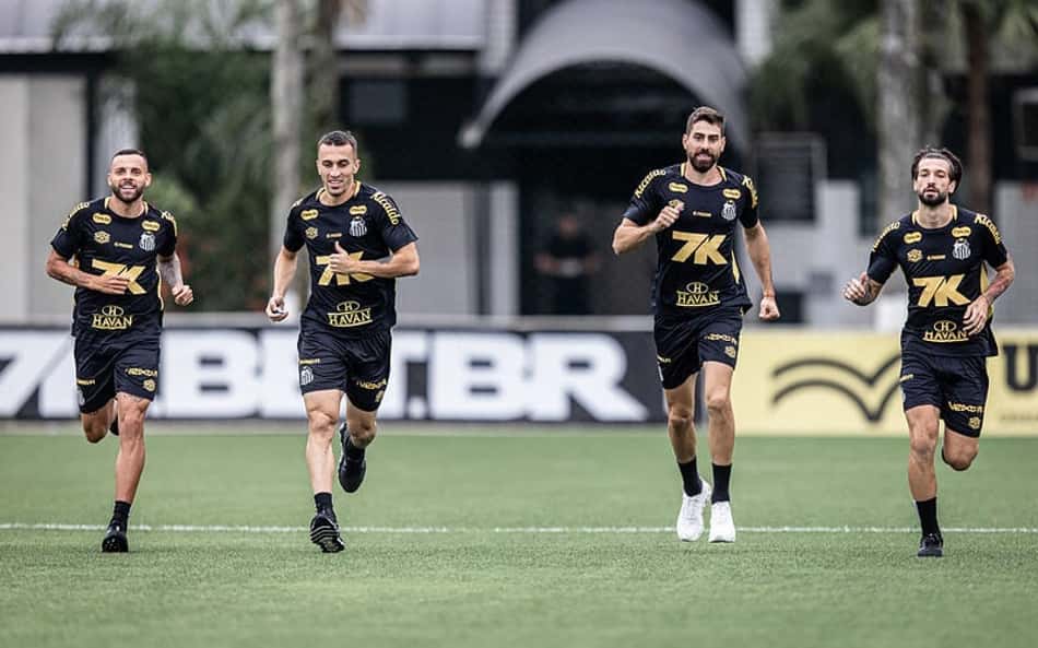 Santos busca ampliar sequência invicta para se afastar de vez da zona de rebaixamento