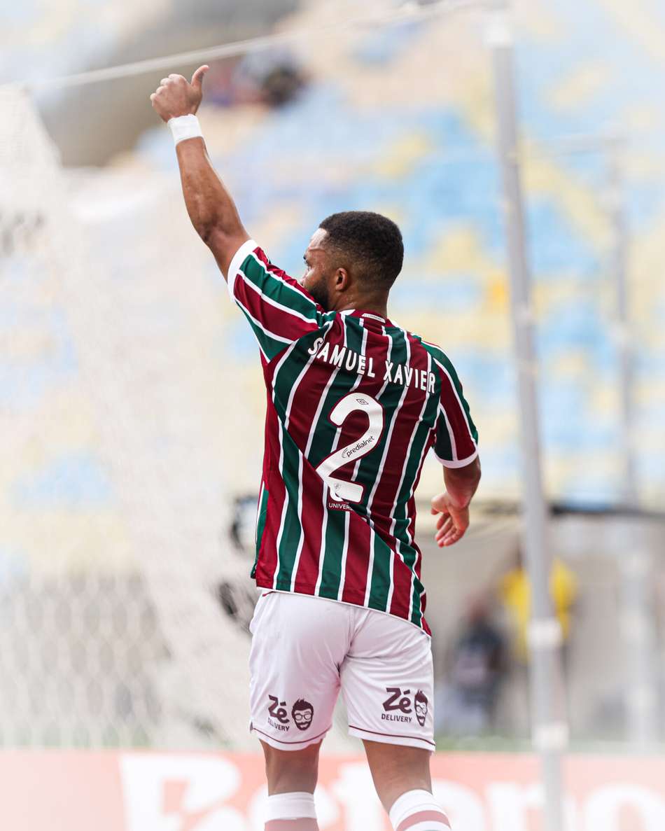 Samuel Xavier foi substituído em Fluminense x Botafogo (FOTO: MARINA GARCIA / FLUMINENSE F.C.)