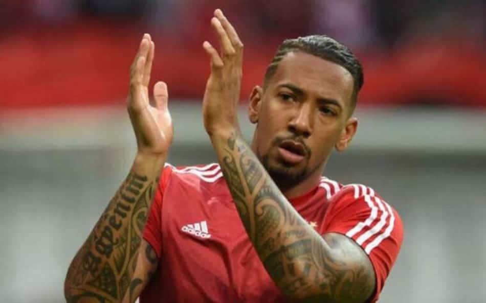 Ídolo do Bayern, Boateng anuncia aposentadoria aos 37 anos