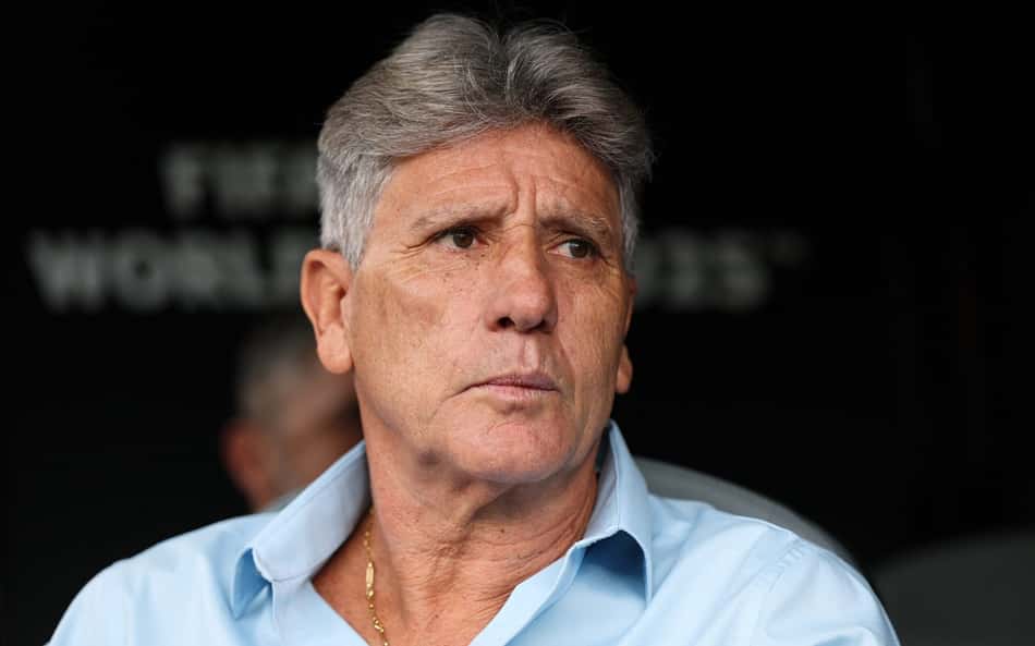 Ex-jogador questiona demissão de Renato Gaúcho: 'Pra doido dançar'