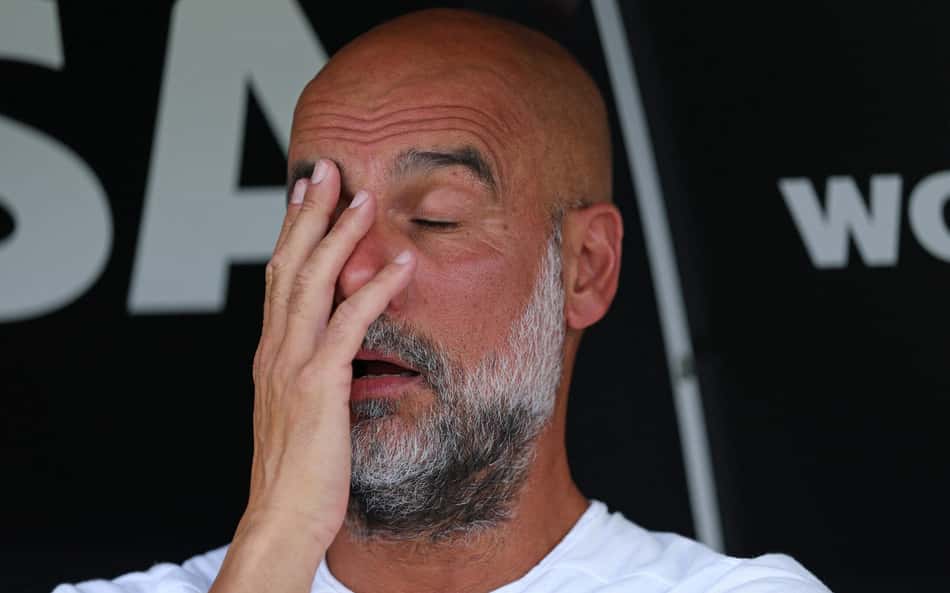 Ex-jogador do City diz que aviso de Guardiola motivou sua saída: 'Não fiquei feliz'