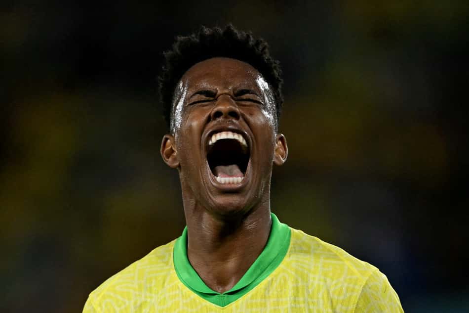 Estêvão comemora seu primeiro gol pela Seleção contra o Chile no Maracanã (Foto: Mauro PIMENTEL / AFP)