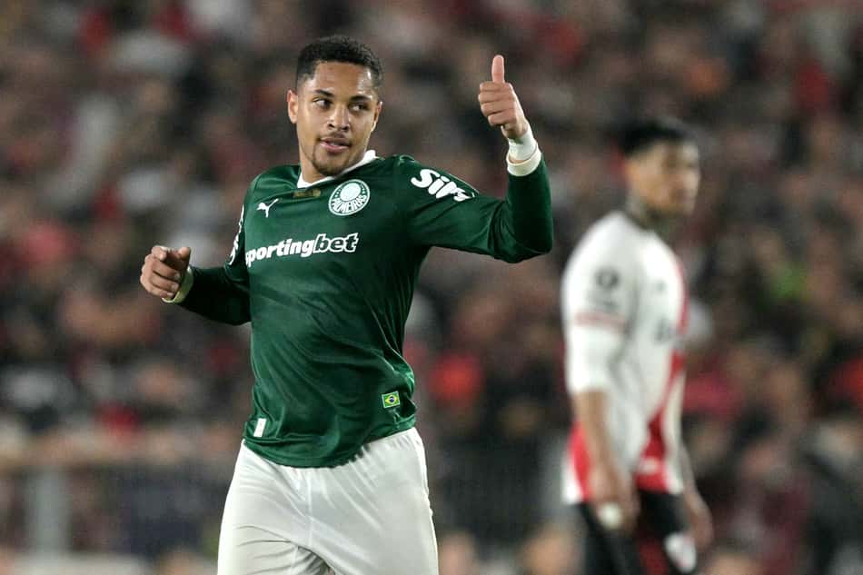 Vitor Roque - Palmeiras x River