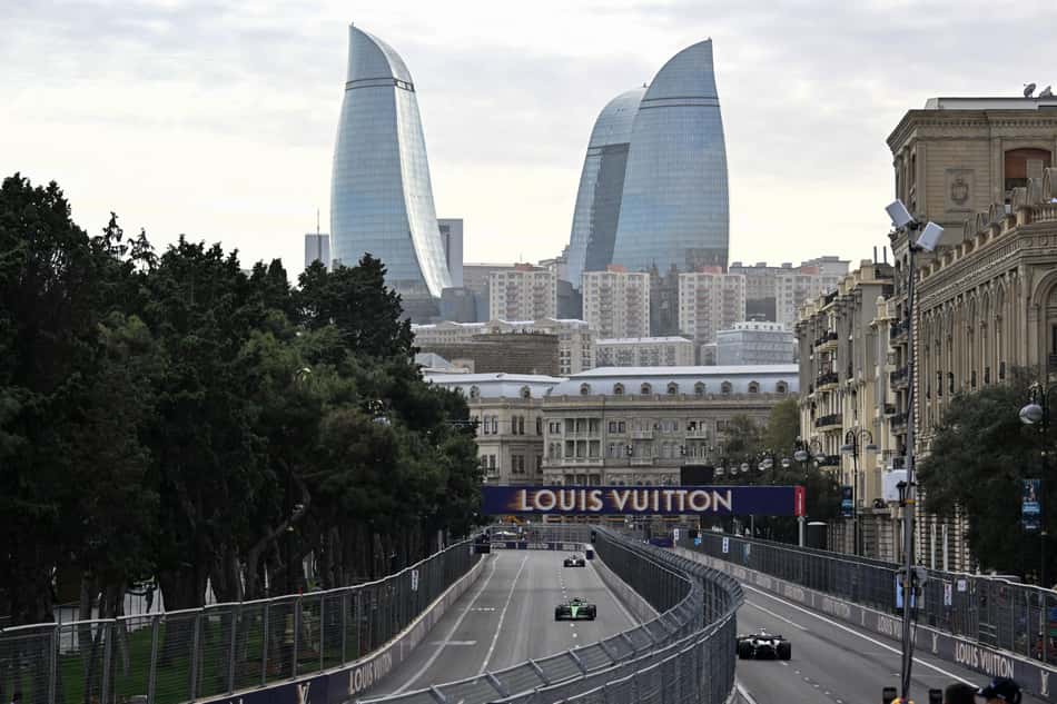 Veja imagens desta sexta-feira (19) do GP do Azerbaijão de F1