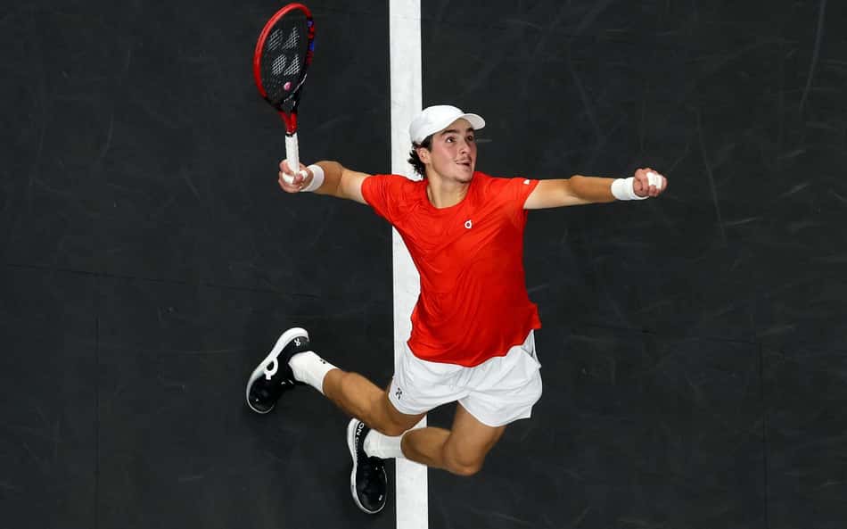 João Fonseca na vitória sobre o italiano Flavio Cobolli na Laver Cup, em San Francisco (Foto: CLIVE BRUNSKILL )