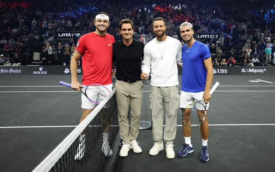 Federer leva Stephen Curry para jogo de Alcaraz na Laver Cup; veja vídeo