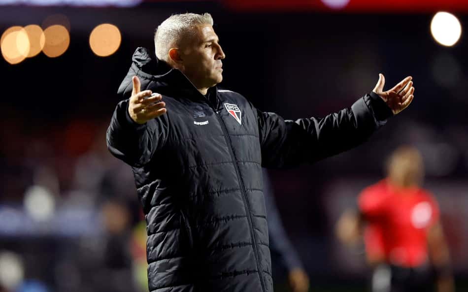 Torcedores elegem culpados pelo gol da LDU contra o São Paulo: 'Parabéns'