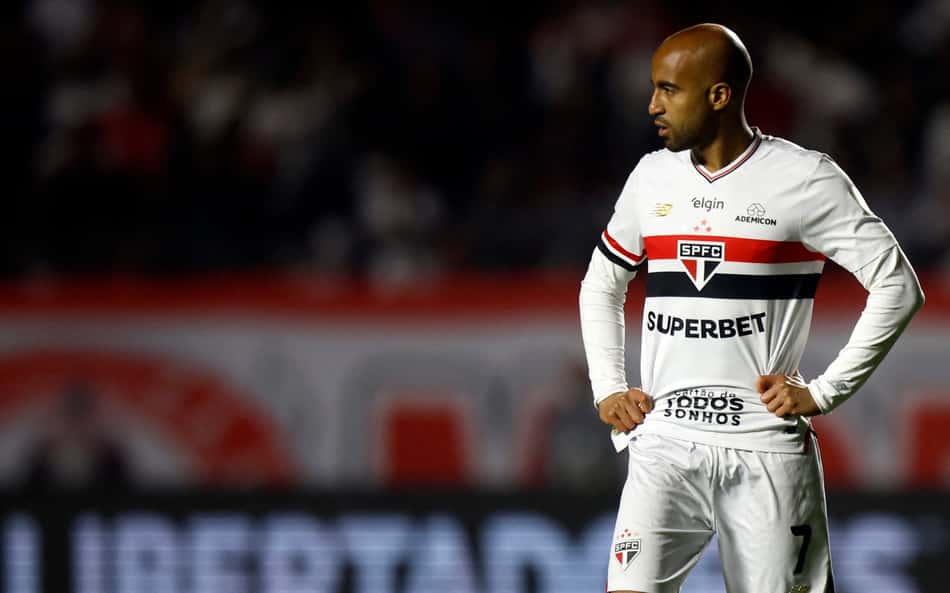 Lucas Moura pede apoio da torcida e projeta volta ao time titular do São Paulo