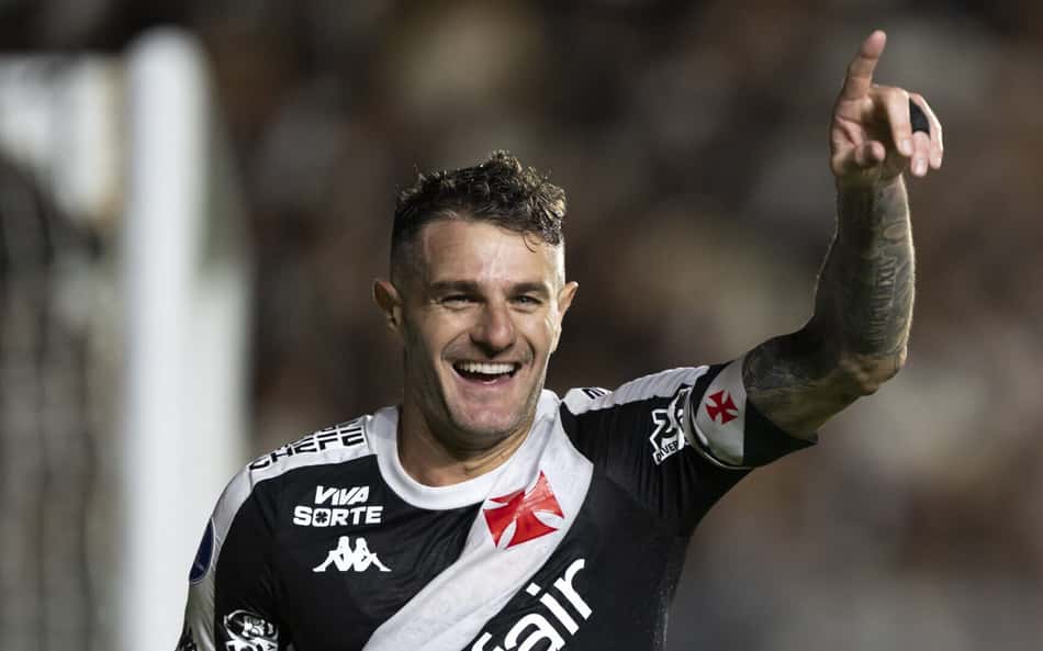 Vegetti lidera artilharia do Brasileirão desde sua estreia pelo Vasco