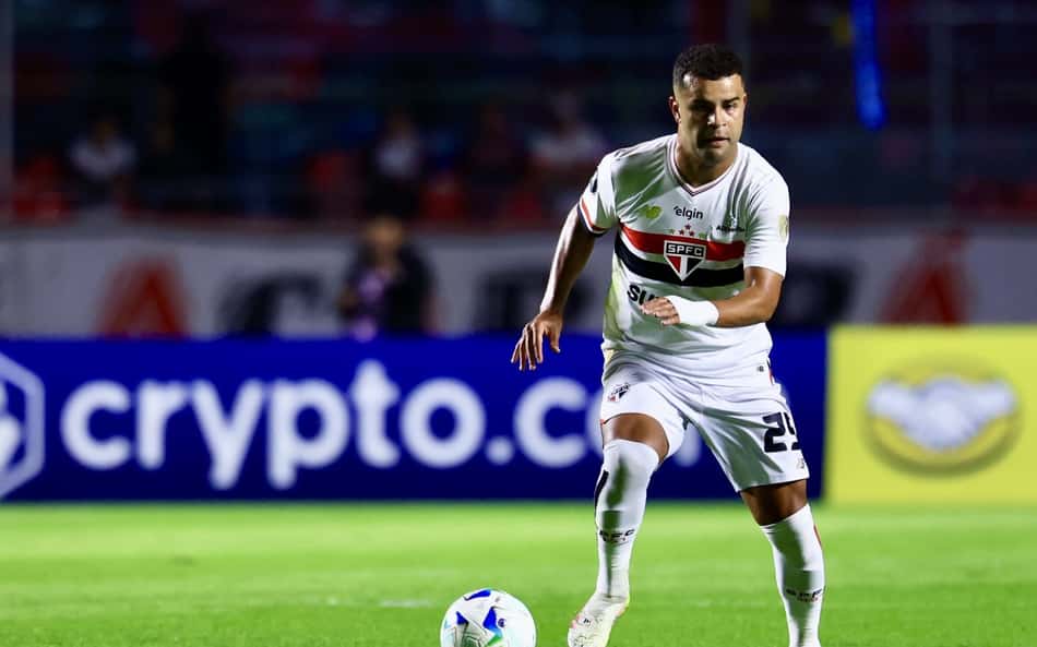 Alisson lamenta derrota do São Paulo e cita desgaste após jogo pela Libertadores