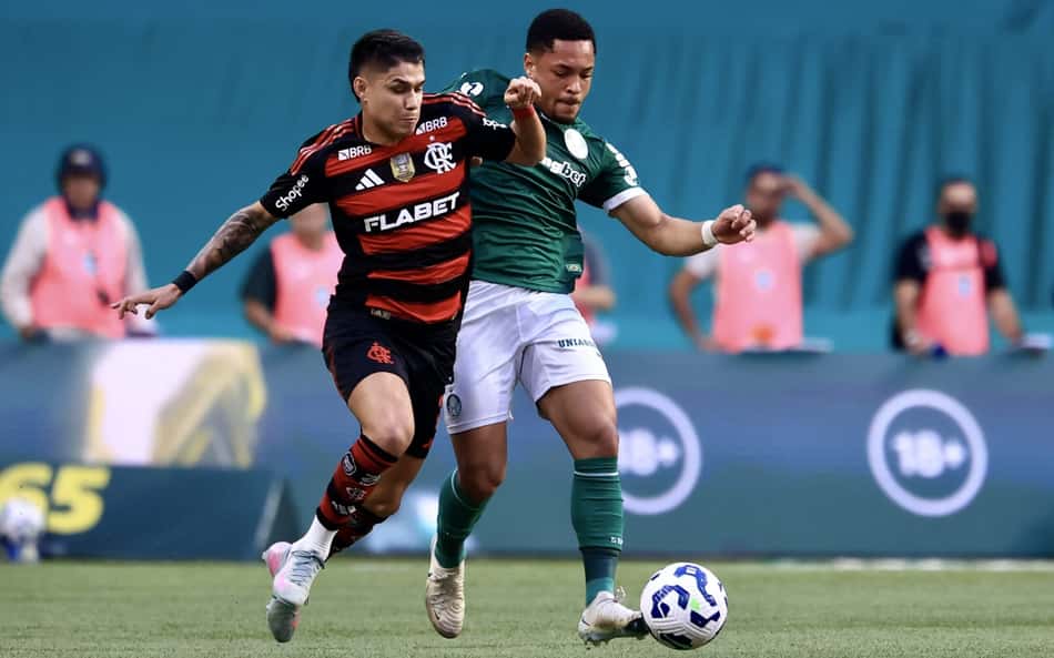 Inteligência artificial elege maiores clubes do Brasil; gigante paulista fica em último