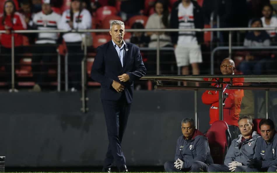 Escalação do São Paulo: Crespo muda ataque para enfrentar a LDU na Libertadores