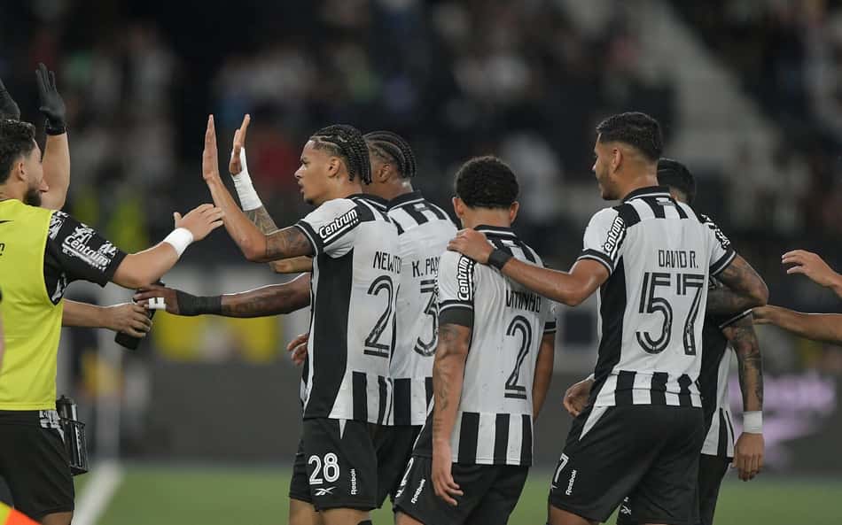 Atitude de reforço do Botafogo repercute entre torcedores: 'Vai virar ídolo'