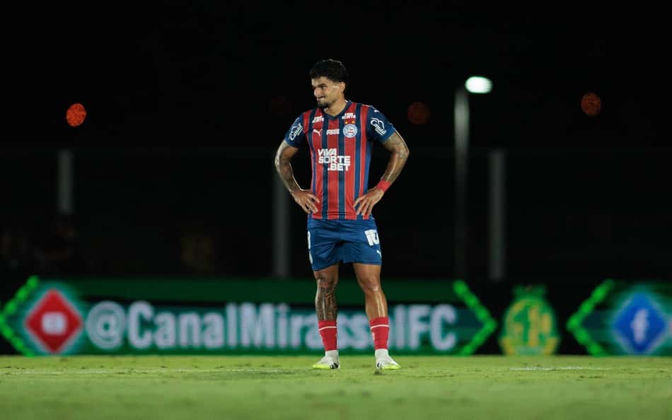 Cauly lamenta derrota do Bahia contra o Mirassol (Foto: Vinicius Silva/AGIF)