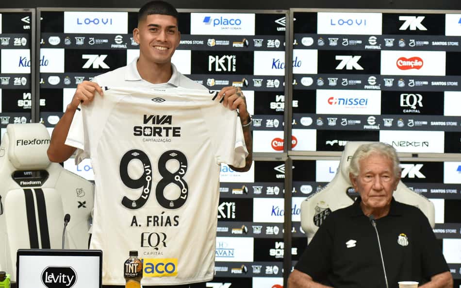 Santos deve ter estreia de reforço contra o Atlético-MG