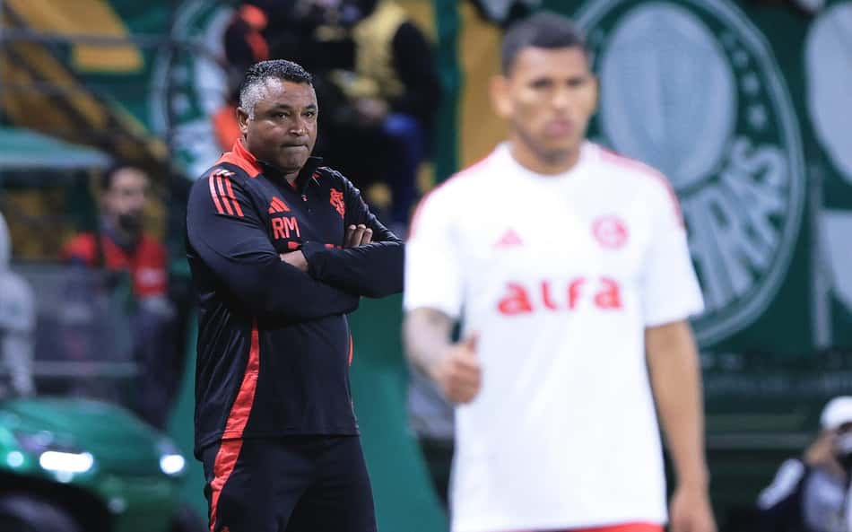 Torcedores do Internacional não perdoam titular contra o Palmeiras: 'Sempre dormindo'