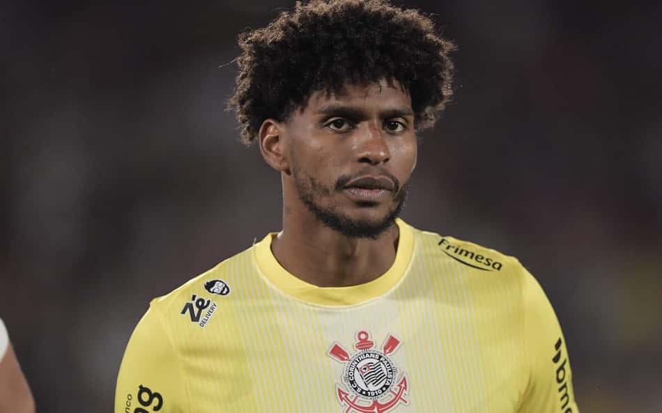 Atitude de Hugo Souza em derrota para o Flamengo pega mal na web: 'Fazendo média'