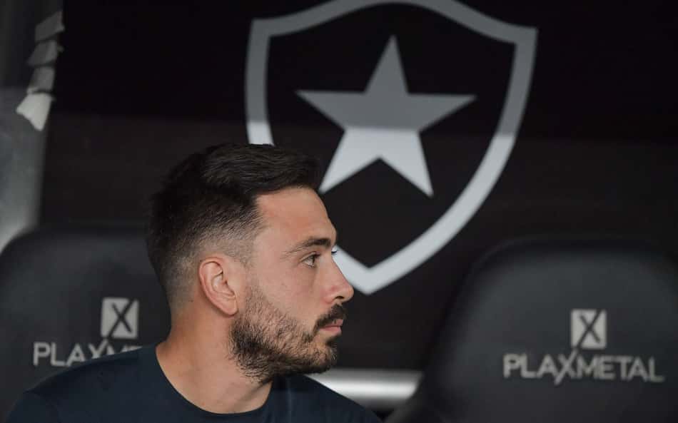 Torcedores do Botafogo mandam recado a Davide Ancelotti: 'Faz teste de DNA'