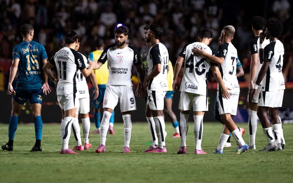 Derrota expõe dependência do Corinthians, e Dorival promete time competitivo