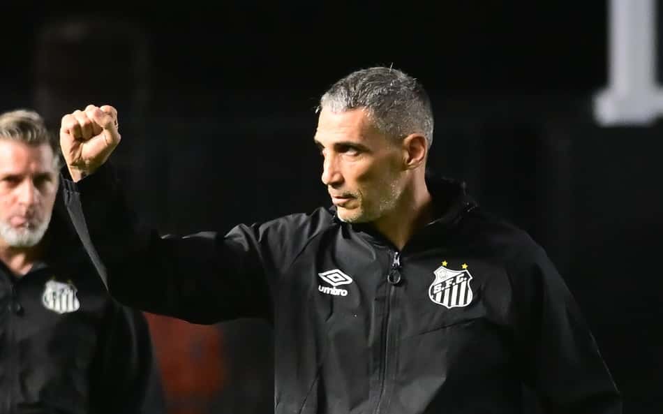 Em momentos opostos, Santos e Red Bull Bragantino se reencontram pelo Brasileirão