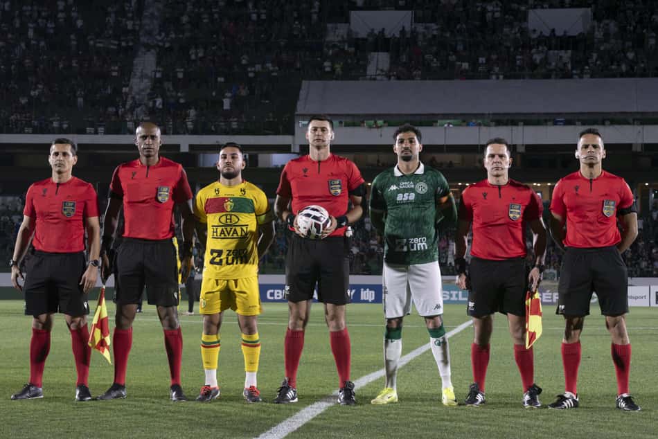 Guarani visita o Brusque (Foto: Anderson Romao/AGIF)