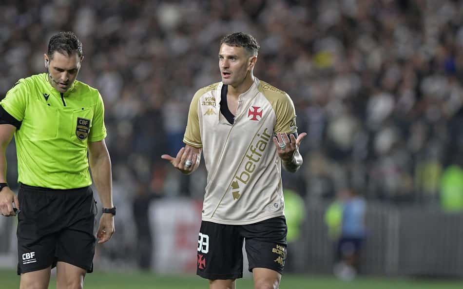 CBF divulga VAR de Vasco x Bahia; veja motivo da expulsão de Jean Lucas