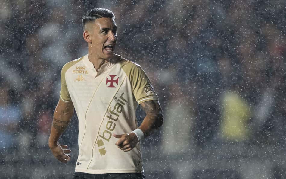 Puma Rodríguez comenta sobre renovação com o Vasco e celebra boa fase em nova posição