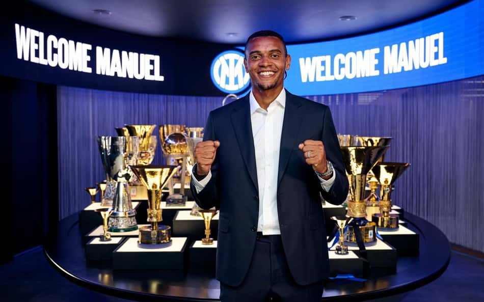 Apresentação de Manuel Akanji na Inter de Milão (Foto: Reprodução/x)