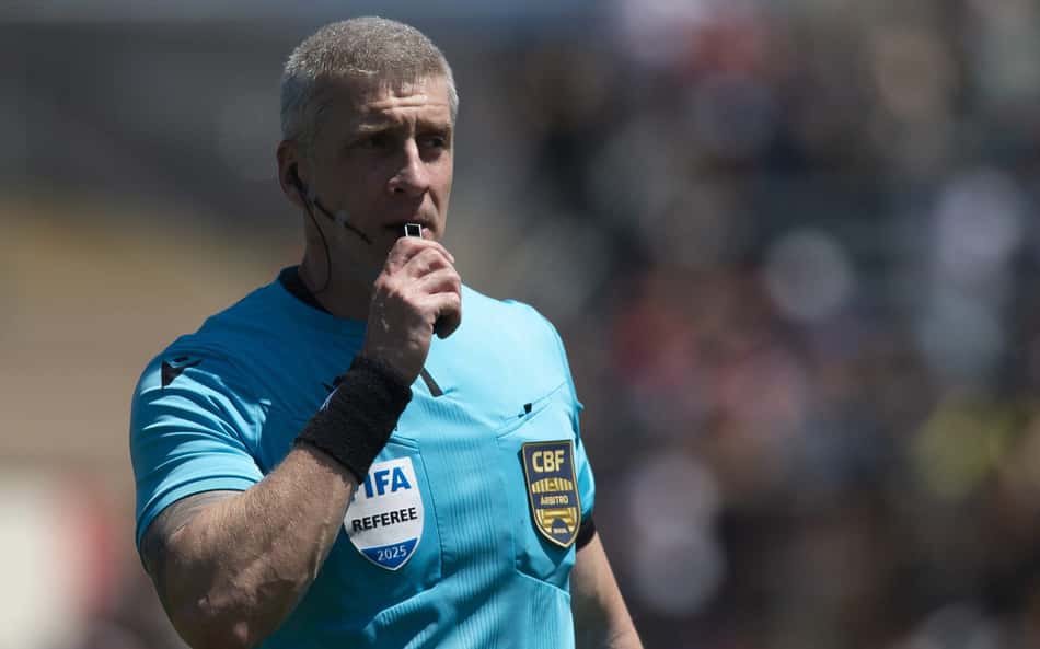 Sport detona arbitragem após empate com Bragantino: 'Tendenciosa'