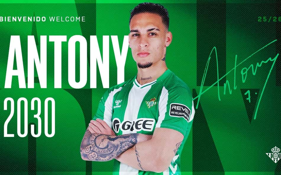 Antony é anunciado como reforço do Betis com contrato até 2030