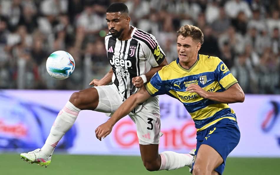 Bremer em ação pela Juventus na estreia do Campeonato Italiano contra o Parma